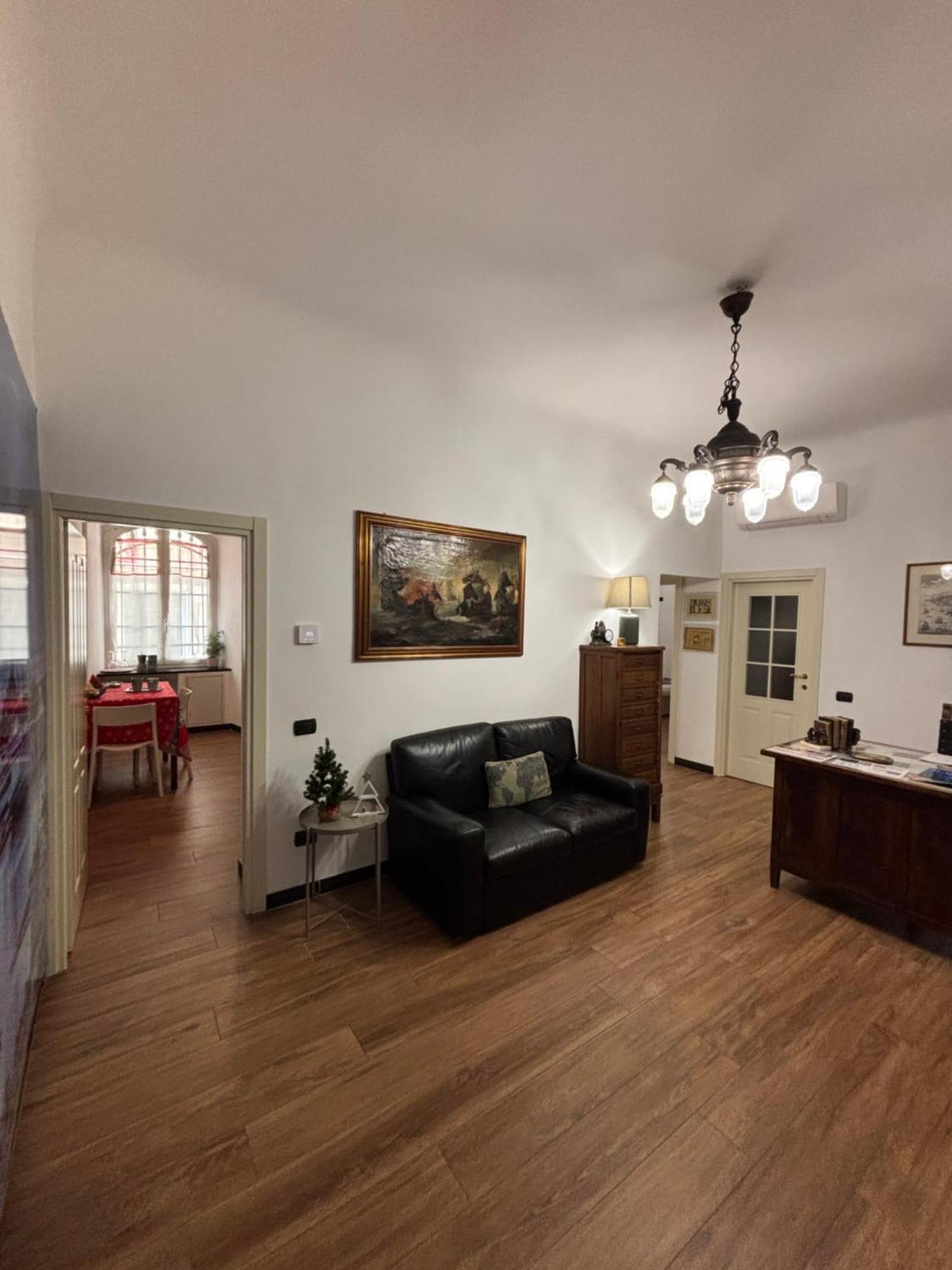 דירות ג'נובה Colombo House E L'Isola Che Non C'E מראה חיצוני תמונה